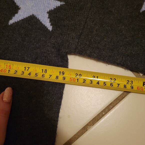 The Cashmere Project Stars Print Crew Pullover Sweater Charcoal Womens Size S - Picture 7 of 8